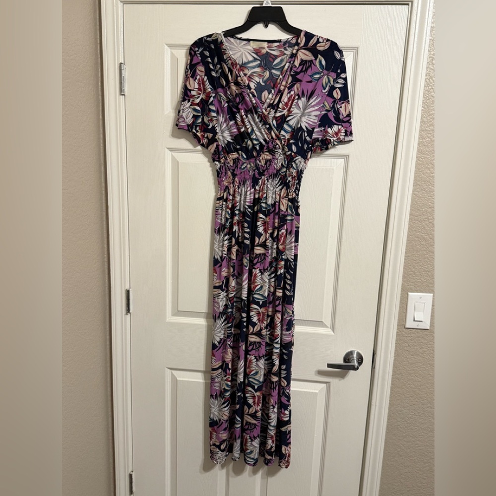Floral V-Neck Maxi Dress